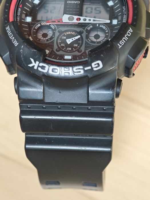 Часовник Casio G-Shock GA-100