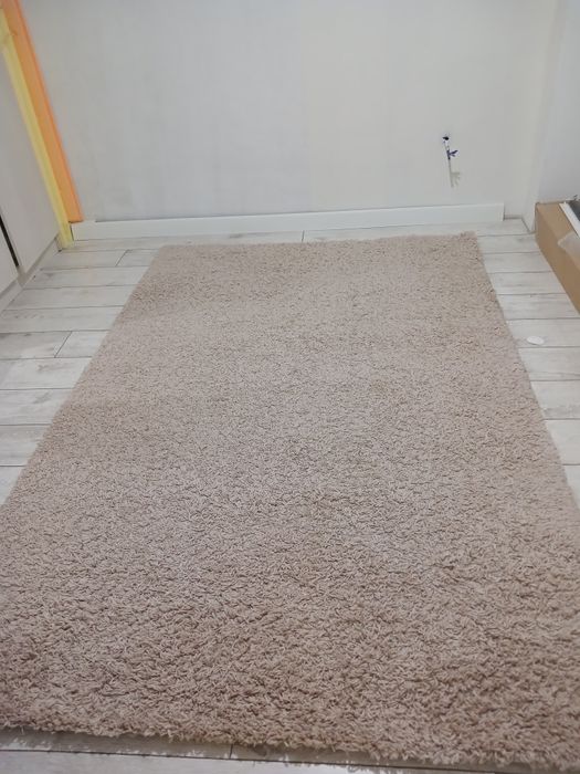 Ковер в отличном состояние