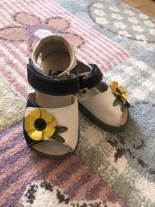 Бебешки сандали See Kai Run