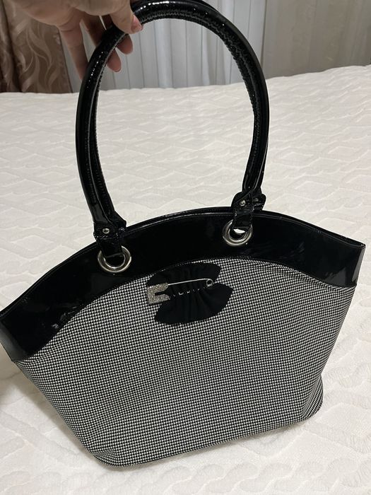 туфли и сумка.