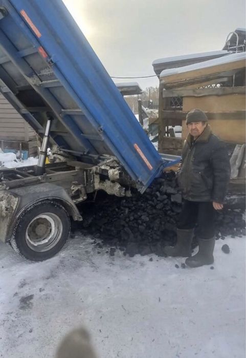 Уголь Песок , щебень . Отсев . Навоз перегной