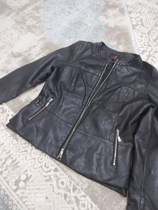 кожаная курта женская