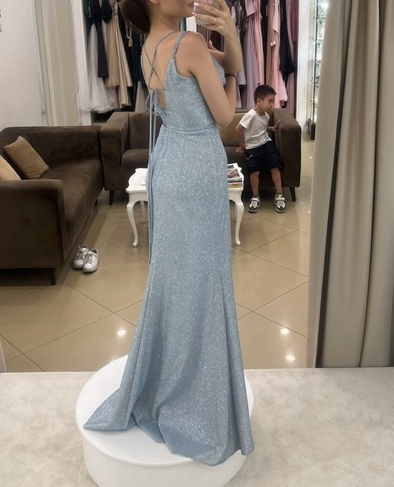 Платье вечернее