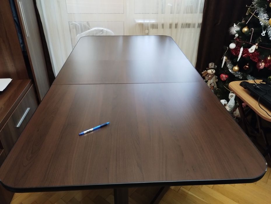 Masa pliabila 8 persoane