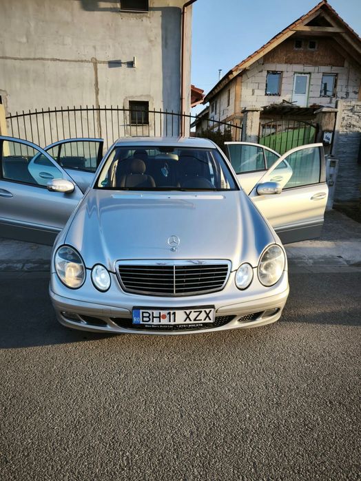 Mercedes W211 E class