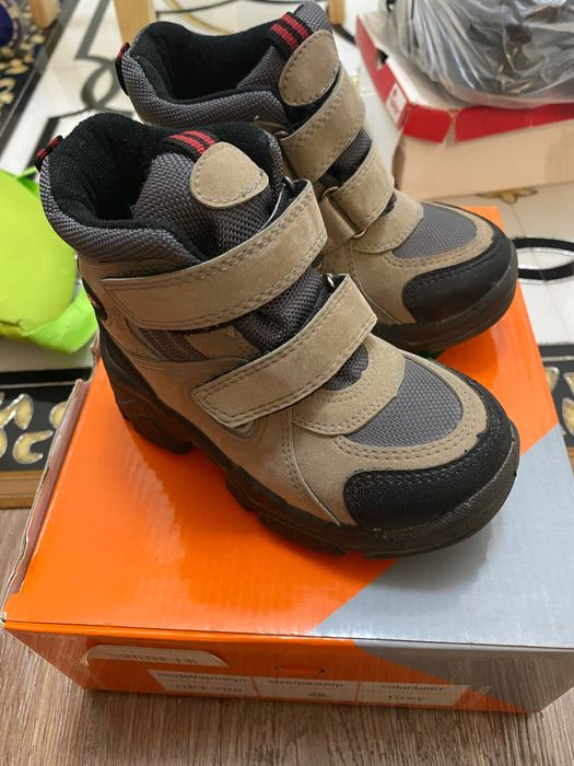 продается детские ортопедические ботинки