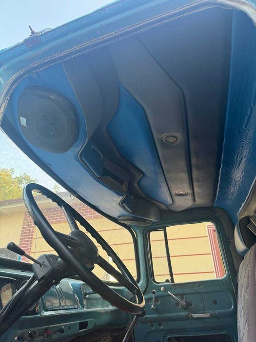 Zil sotiladi srochna ishlab yurib turgan xolati yaxshi