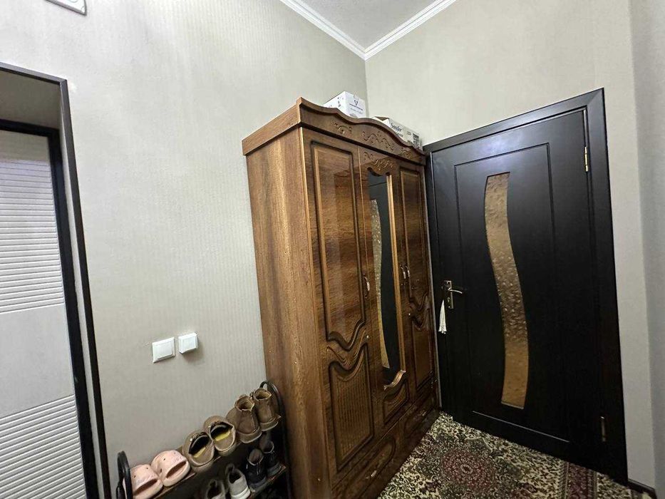 Продаётся 1х комн квартира на 1 этаже Ор-р 5 микрорайон Жомий