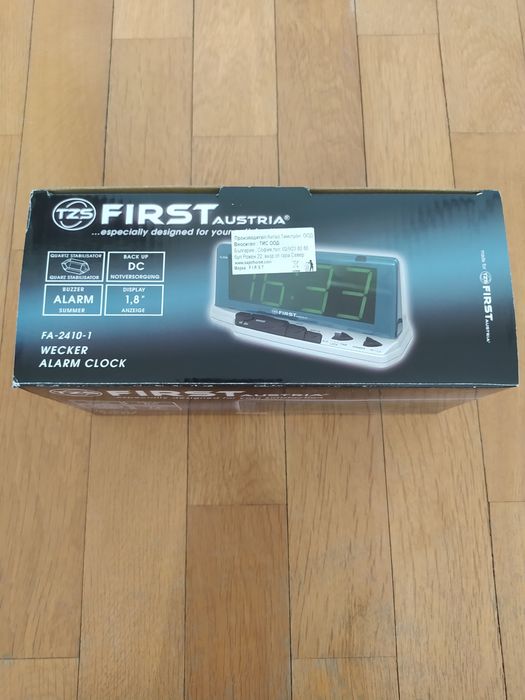 Настолен часовник / будилник