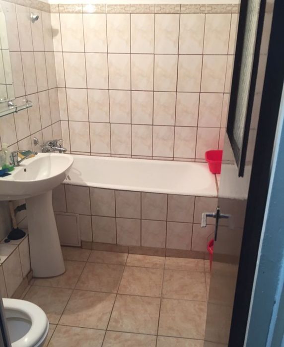 Inchiriez apartament 2 camere centru Otopeni