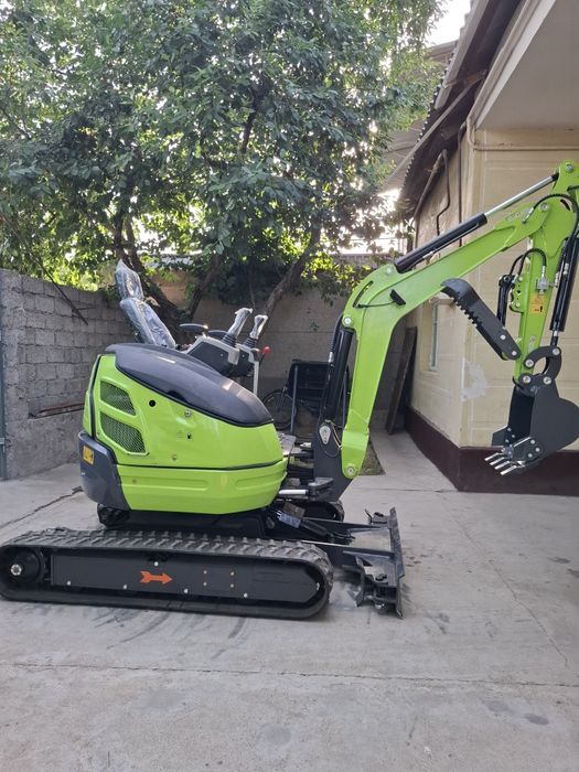 pashti yangi 50 soat ishlagan mini ekiskavator