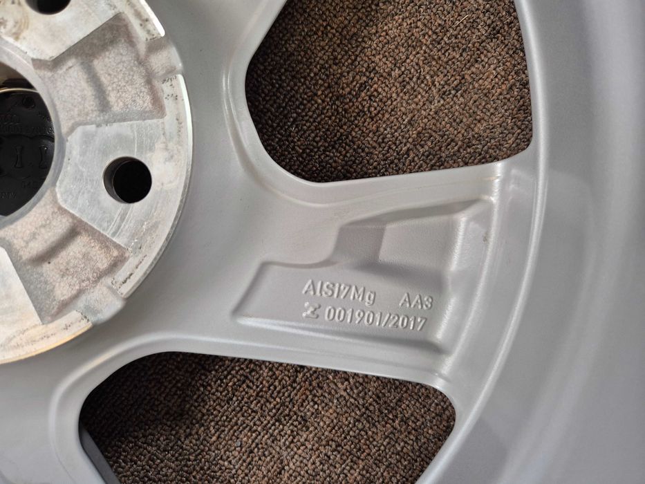 4 Jante Aliaj 5x112 18'' 7J ET 43 - OEM AUDI Q2 Q3 / VW Passat Touran Sharan T-Roc Tiguan / Skoda Octavia Karoq Kodiaq CA NOI !