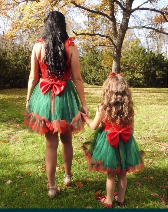 Еднакви  роклички за мама и момиченце