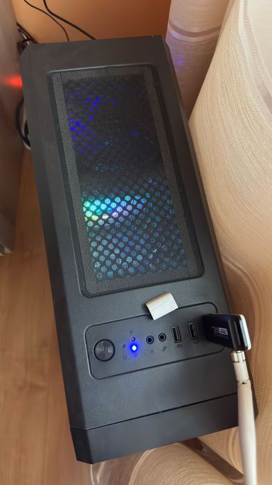 Компютърна кутия и Видеокарта