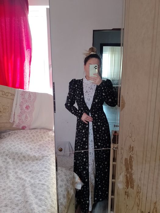 Платье новая 42-44-46