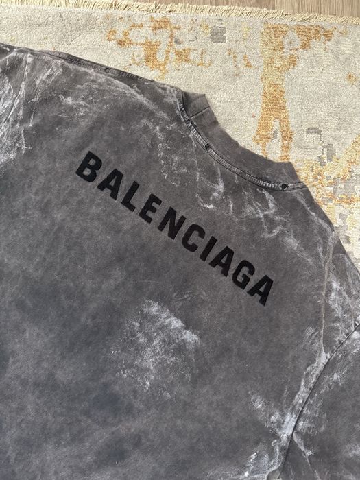Tricou Balenciaga