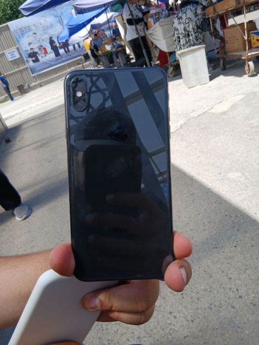 Iphone X s Max holati yaxshi linya tushgan yomkist 75 radnoy ochilmaga