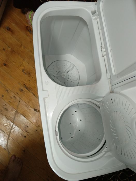 Polavtomat kir yuvish mashinasi Artel 5.kg