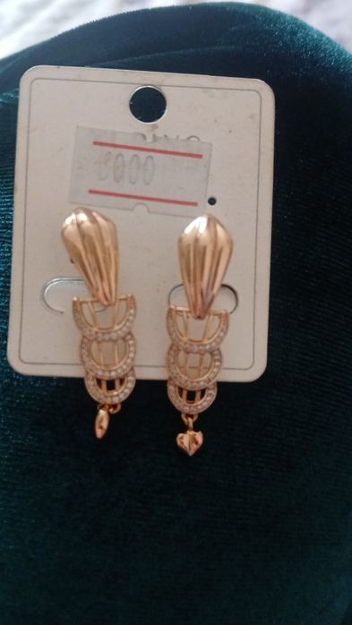 Продам серёжки  очень красивые