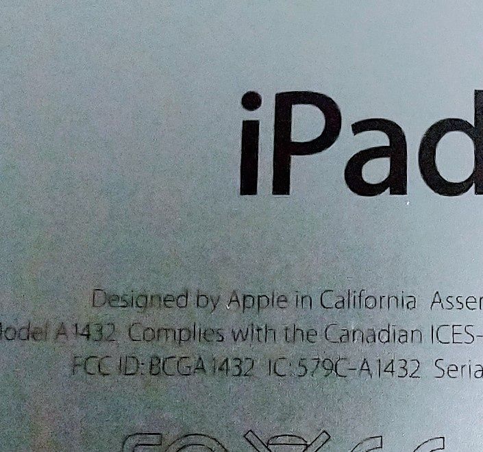 iPhone таблет модел 1432 с iCloud!!