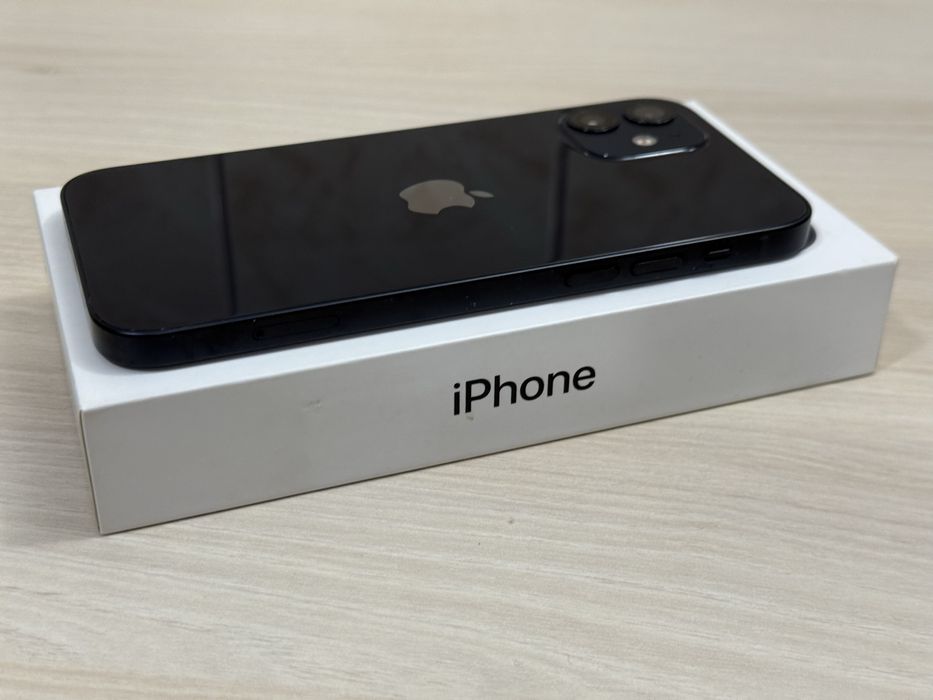 iPhone 12 ,64Gb ,impecabil ,neverlocked,baterie 100%