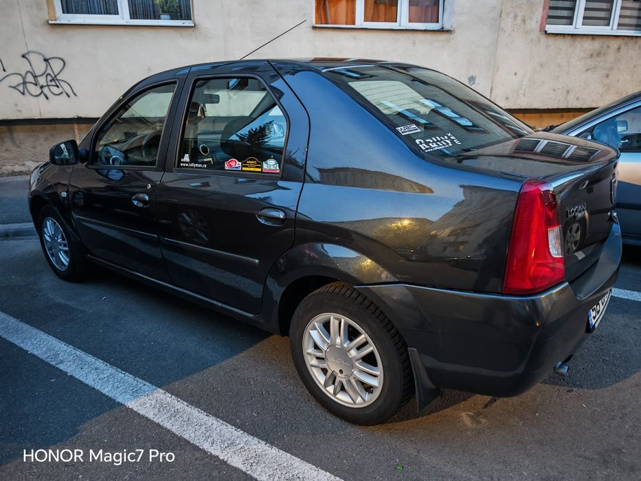 Vând Dacia Logan 1.6 16V