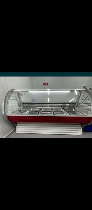 Продается витринный холодильник!