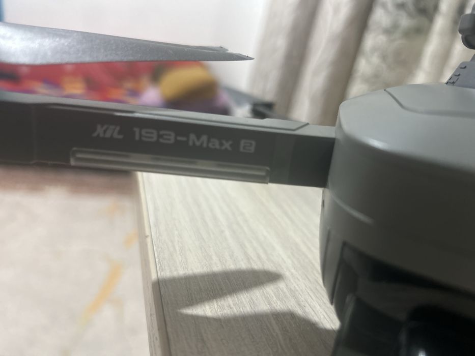 Дрон xil 193max 2