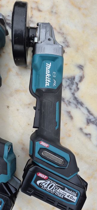 Makita polizor pe acumulator de 40 V