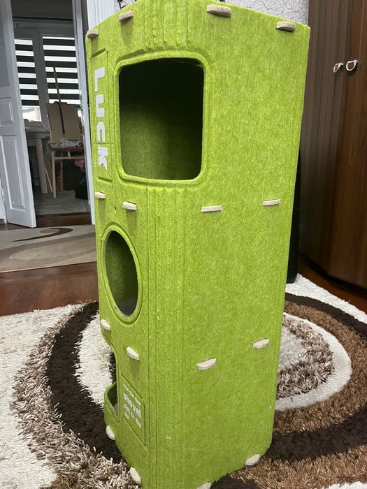 Дом для кошек из Фетры