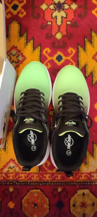 Мужские кроссовки