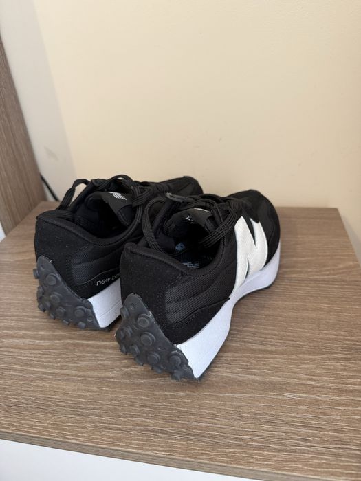 Маратонки New Balance 327, 38 номер