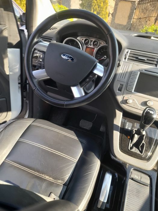 Ford kuga 4x4 automat