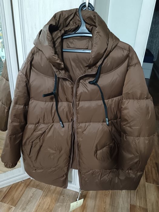 Продам куртку размер 50-52 новая