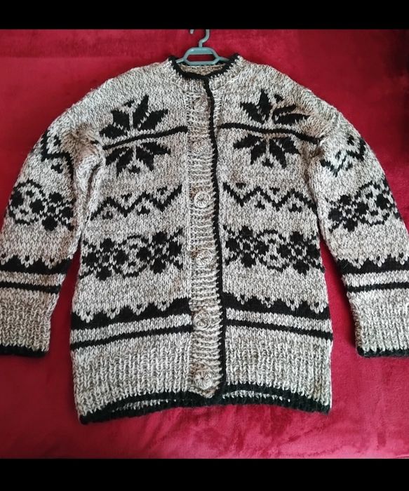 Pulover cardigan nou