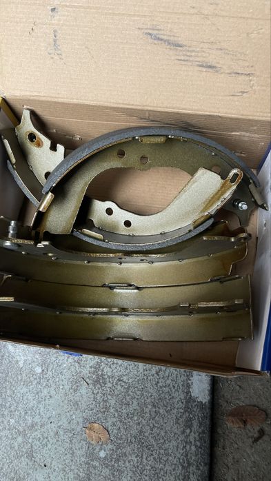 Колодки тормозные. Задние