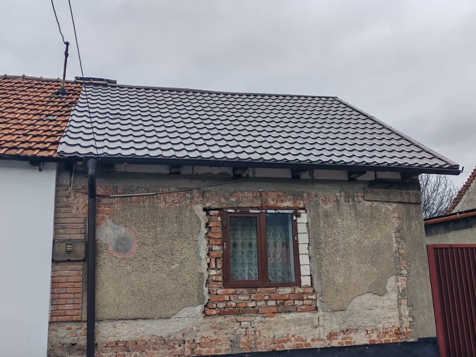 Casă de vânzare renovată recent in Petrosani, zona colonie