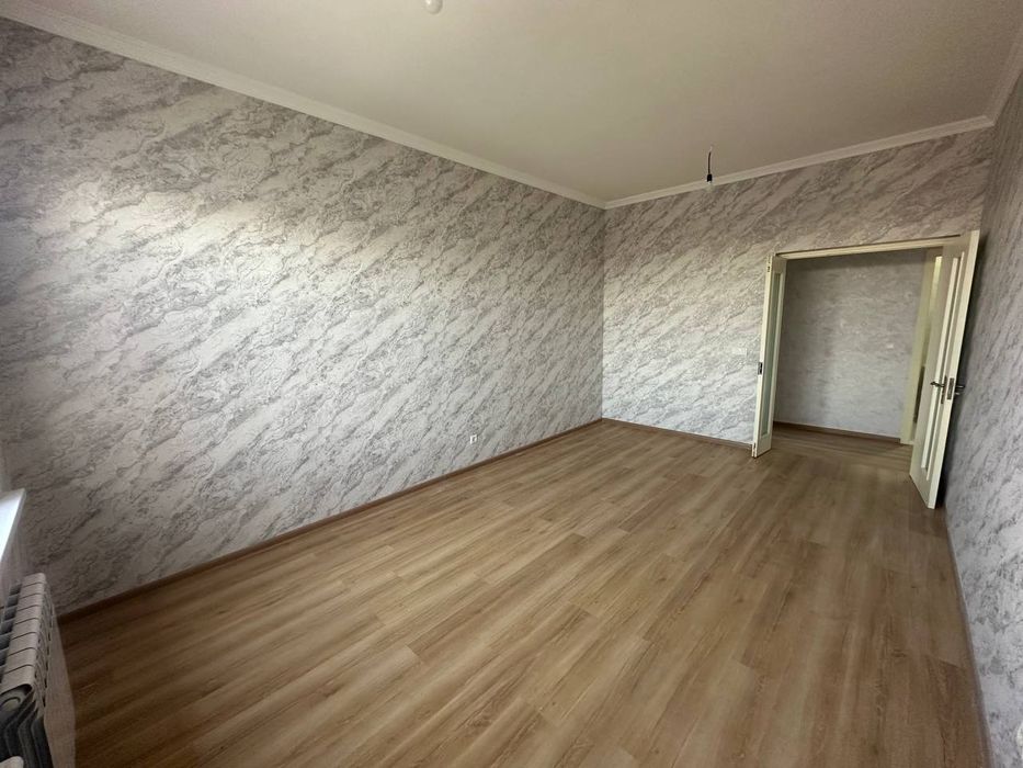 TEZ sotiladi Yevro remont OQTEPA SOHIL BOYIDA