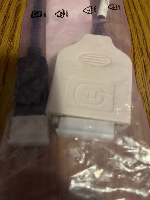 Cablu Display Port la DVI