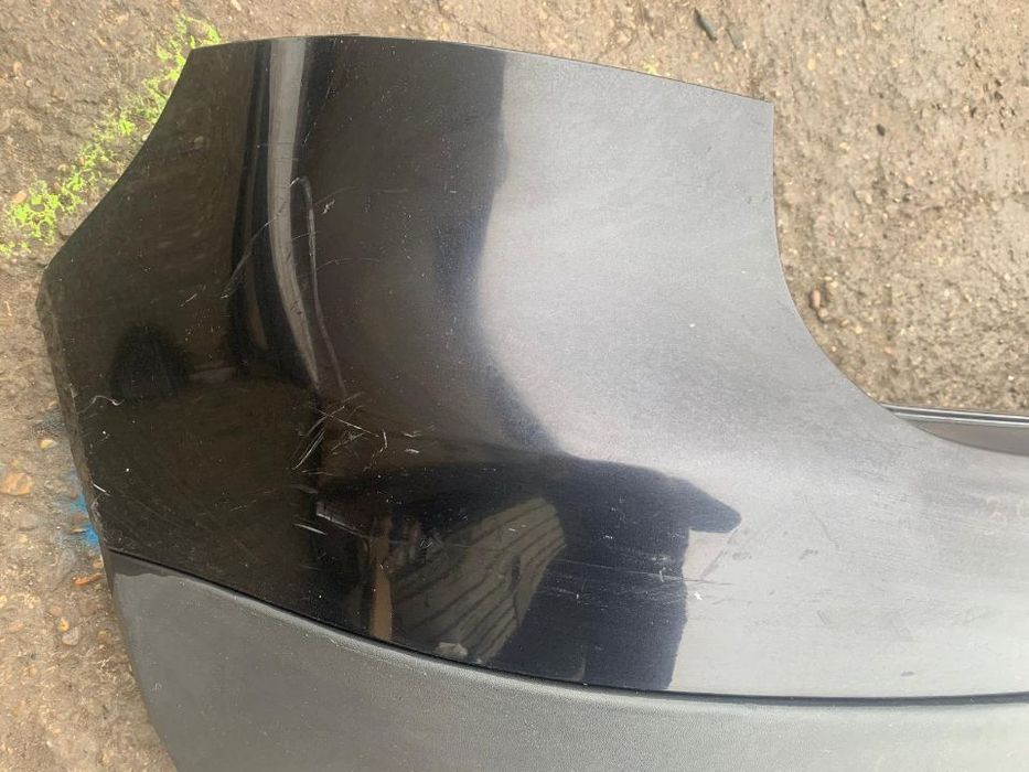 Spoiler / Bara Spate VW Golf 5 Hatchback 2003 - 2009 cu Mici Defecte / Imperfectiuni Cod: 1K6807521