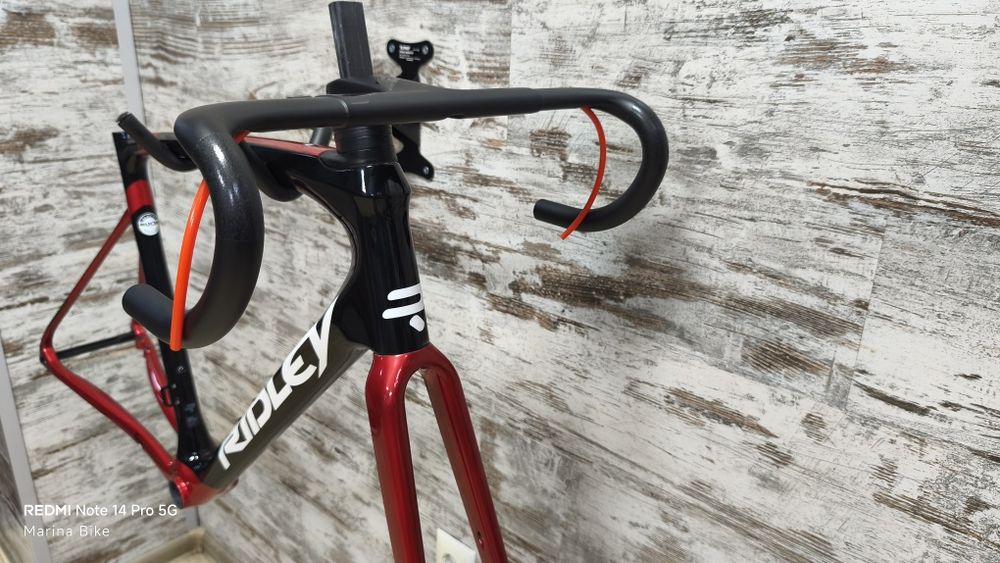 НОВА карбонова шосейна рамка Ridley Fenix SLiC Disc Forza Cirrus | M