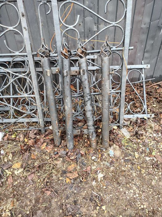 Gard cimitir din fier negru