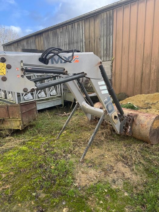 Incarcator frontal Mailleux MX T10