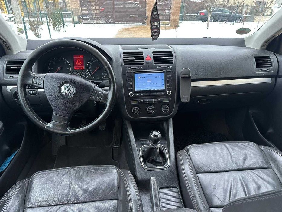 VW Jetta 2.0 TDI 140 CP – BKD | 2009 | Unic proprietar RO