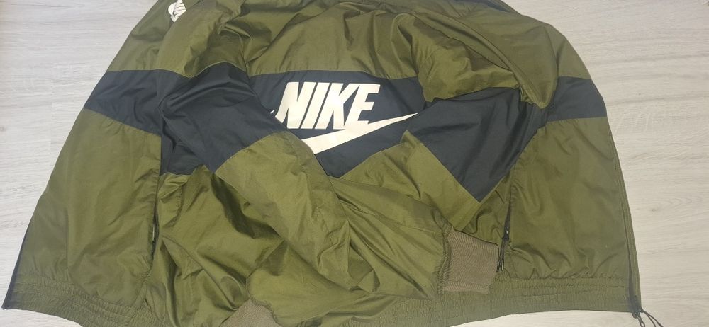 Geca nike mărimea M