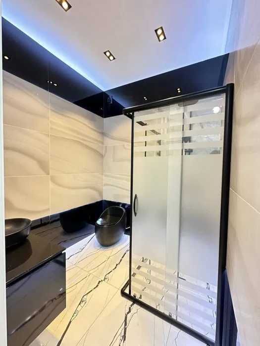 Сдается 4 комнатная квартира  2 этаж Кинотеатр Казахстан