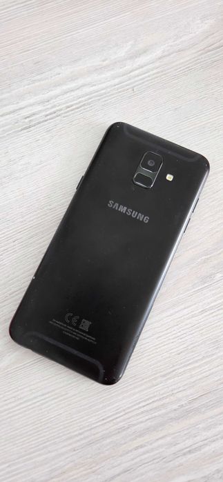 Самсунг А6 сотилади