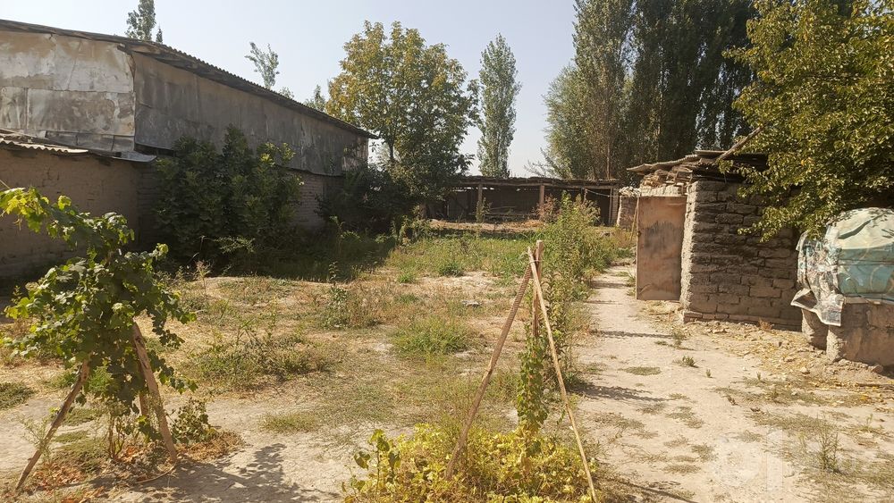 8 sotix uchastka sotiladi kadastr hujjatlari joyida