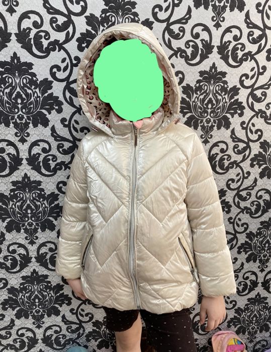 Продам демисезонную куртку