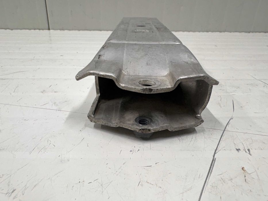 Десен буфер долна алуминиева греда МИНИ Ф55 Ф56 Ф57